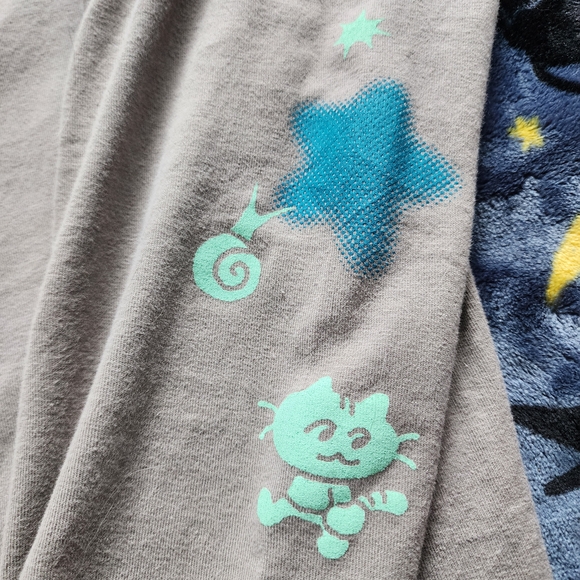 Pixlotl x Uchuu Summer Tech Cyber Grey Kawaii Long Sleeve Shirt - Picture 2 of 6